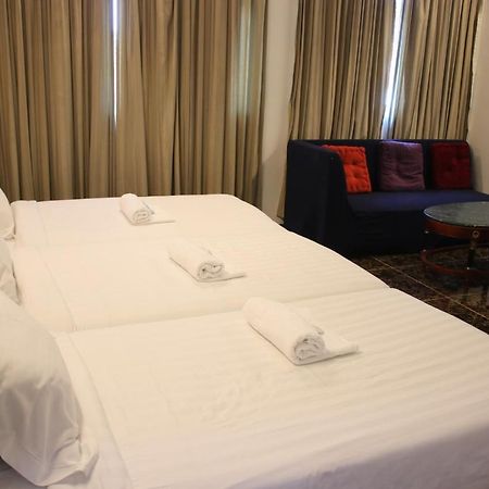 Lux Private Hotel Petaling Jaya Eksteriør billede